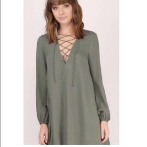 Tobi green lace up shift dress